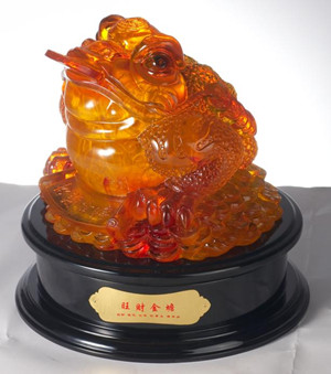 四足金蟾别乱买 金蟾的摆放要开光